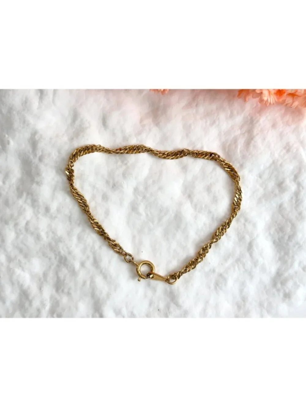 Stackable Gold Toned Curb Chain Minimalist 80's Vintage Bracelet